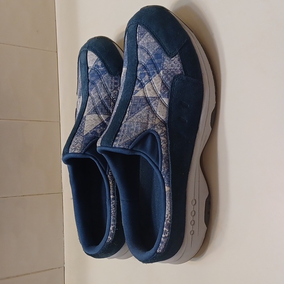 Easy Spirit, Blue Patchwork Slip On Every Day  Comfort Sneakers 9M - Picture 3 of 8